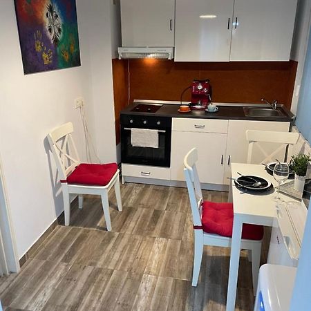 Kreation Rainbow Apartment Клуж-Напока Екстериор снимка