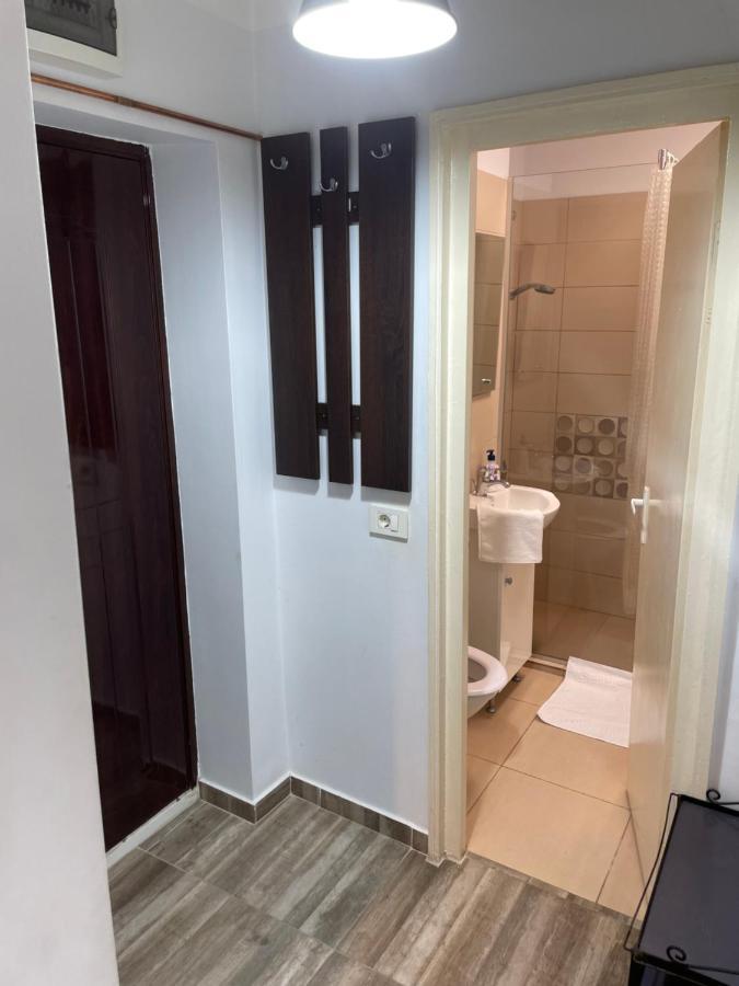 Kreation Rainbow Apartment Клуж-Напока Екстериор снимка