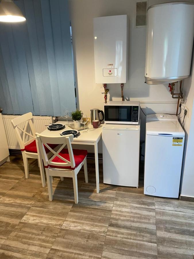 Kreation Rainbow Apartment Клуж-Напока Екстериор снимка