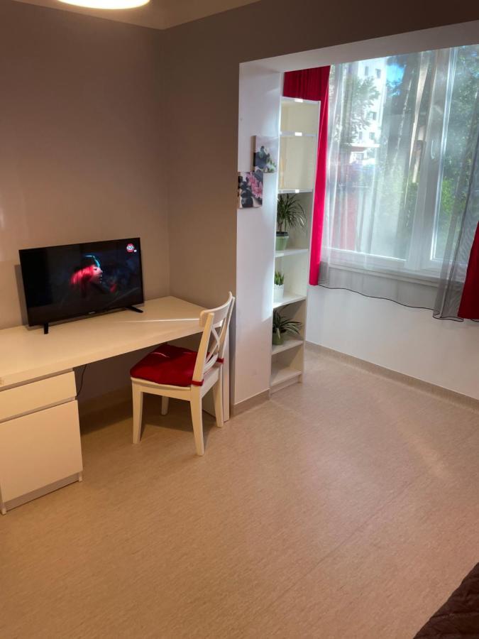 Kreation Rainbow Apartment Клуж-Напока Екстериор снимка